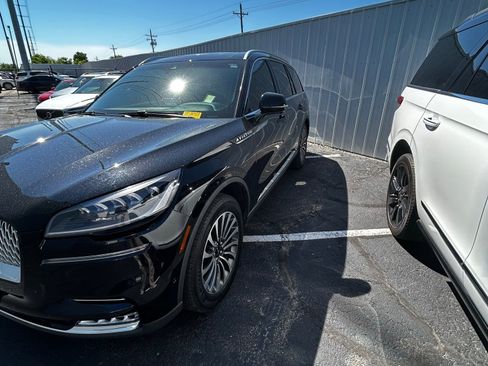 Used 2020 Lincoln Aviator Reserve w/ Elements Package Plus RWD image 1