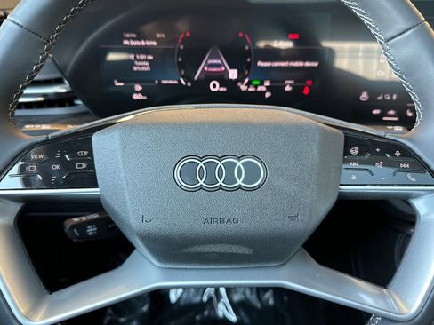 New 2025 Audi Q5 Premium Plus image 21
