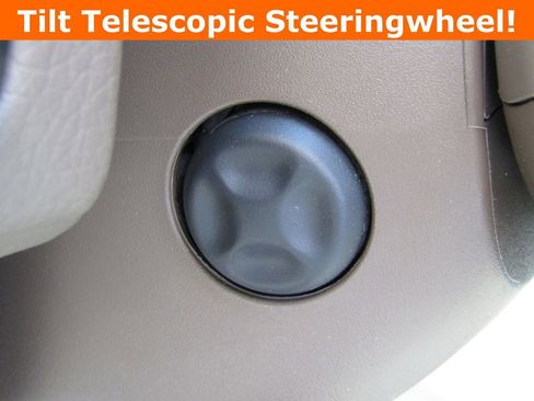 Used 2023 GMC Yukon Denali image 9