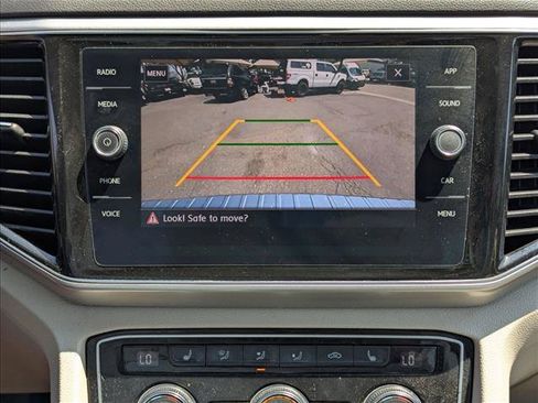 Used 2018 Volkswagen Atlas SEL AWD/4WD image 13