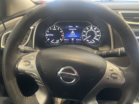 Used 2017 Nissan Murano SV image 14