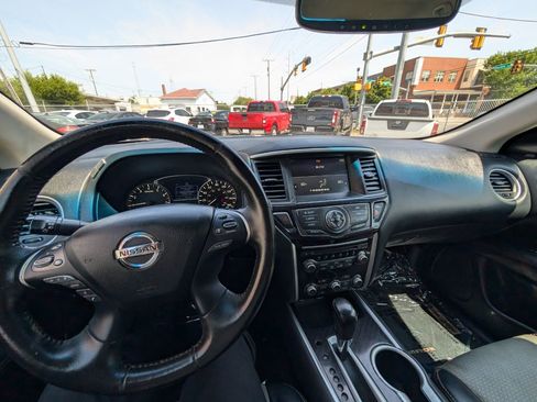 Used 2020 Nissan Pathfinder SV w/ Rock Creek Edition FWD image 22
