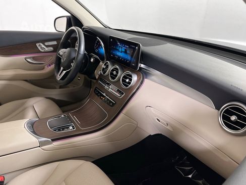 Used 2022 Mercedes-Benz GLC 300 4MATIC SUV image 28