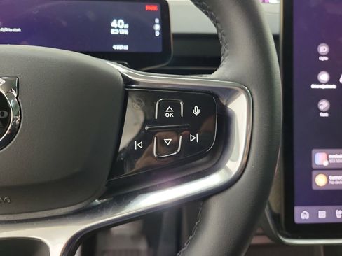 New 2025 Volvo EX90 Ultra image 25