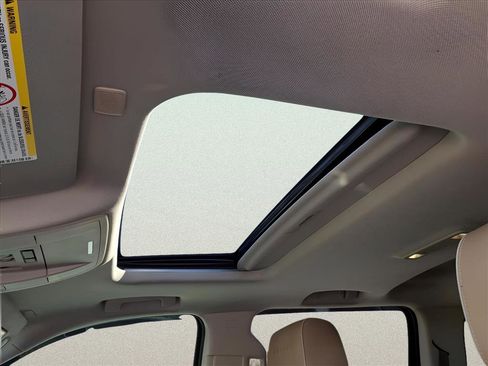 Used 2018 GMC Sierra 3500 Denali w/ Duramax Plus Package image 14