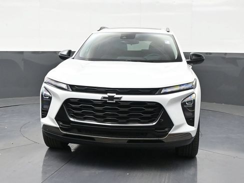 Used 2025 Chevrolet Trax ACTIV FWD image 8