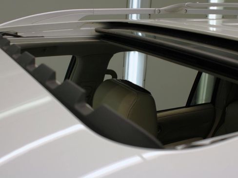 Used 2019 INFINITI QX80 Luxe w/ All-Season Package image 26