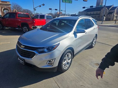 Used 2019 Chevrolet Equinox LT FWD image 8
