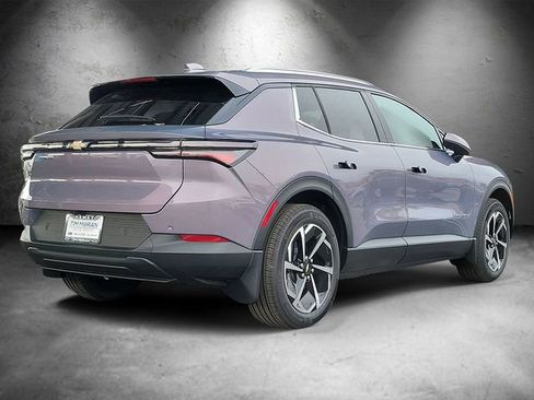 New 2026 Chevrolet Equinox EV LT FWD image 3