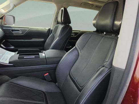 Used 2025 INFINITI QX80 Sensory AWD/4WD image 21