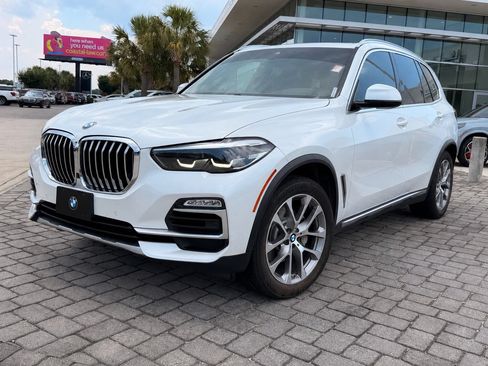 Used 2019 BMW X5 xDrive40i w/ Premium Package 2 AWD/4WD image 1