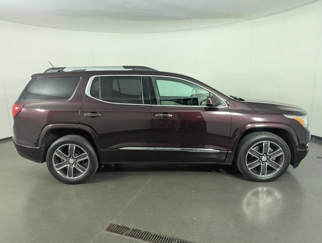 Used 2018 GMC Acadia Denali w/ Technology Package AWD/4WD image 7