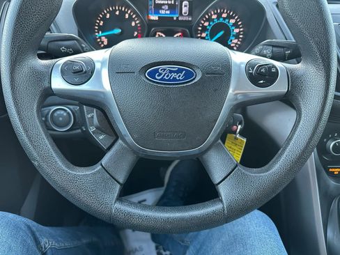 Used 2016 Ford Escape SE image 22