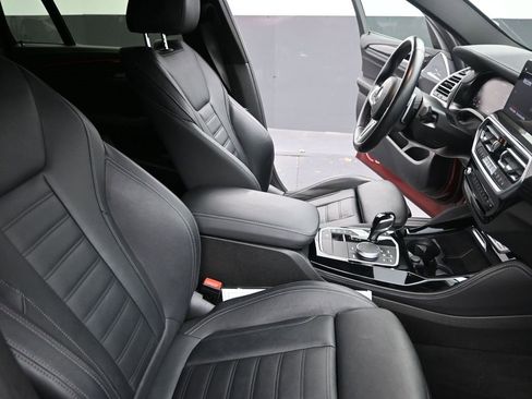 Certified 2022 BMW X4 M40i w/ Premium Package image 21
