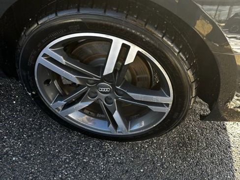 Used 2017 Audi A4 2.0T Premium Plus w/ Premium Plus Package image 9