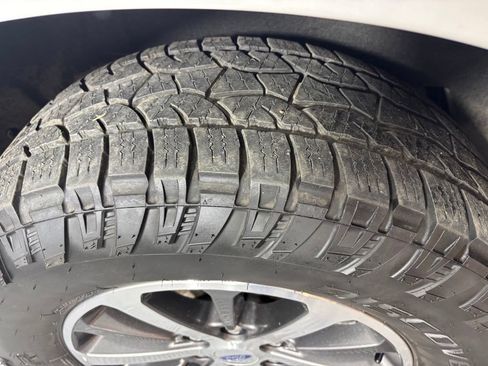 Used 2019 Ford Expedition Max XLT w/ Equipment Group 201A AWD/4WD image 21