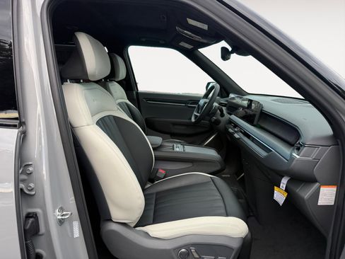 New 2026 Kia EV9 GT-Line image 21