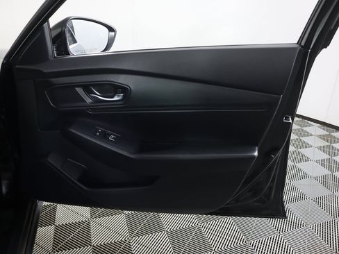 Used 2023 Honda Accord EX image 23