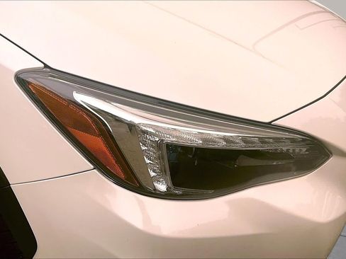 Used 2019 Subaru Crosstrek Hybrid w/ Moonroof Package w/Navigation AWD/4WD image 26