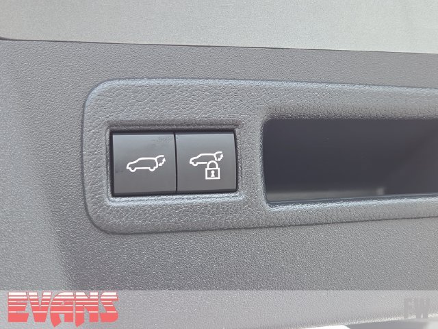 Certified 2026 Toyota C-HR AWD/4WD image 29