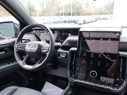 New 2026 GMC Yukon AT4 w/ AT4 Premium Plus Package AWD/4WD image 34