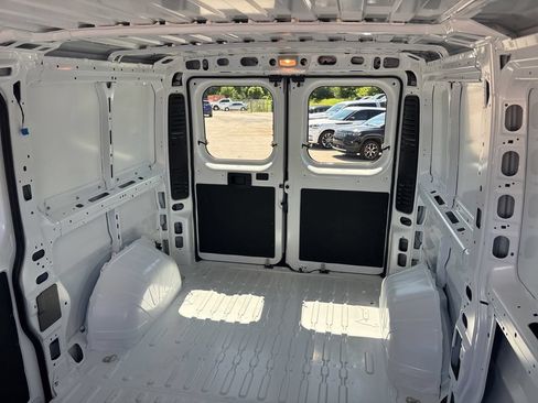 New 2026 RAM ProMaster 1500 w/ Cold Weather Group FWD image 34
