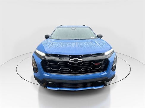 New 2026 Chevrolet Equinox RS image 3