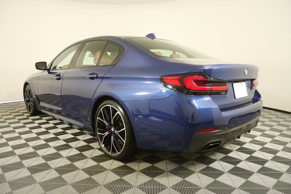 Used 2021 BMW 540i w/ M Sport Package RWD image 6
