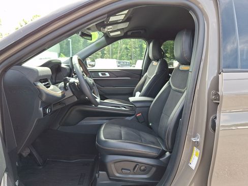 Certified 2026 Ford Explorer Tremor w/ Tremor Convenience Package AWD/4WD image 13