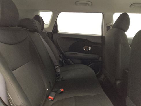 Used 2018 Kia Soul w/ Convenience Package image 19
