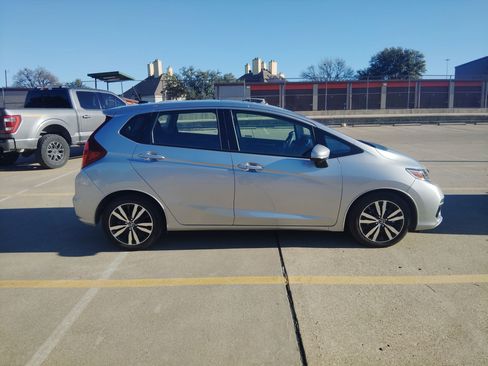 Used 2019 Honda Fit EX image 5
