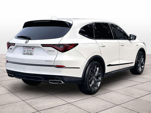 Used 2023 Acura MDX A-Spec image 15