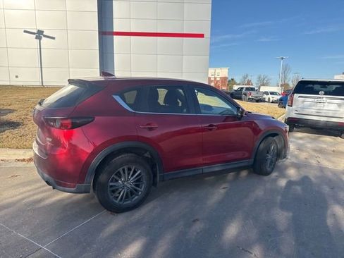 Used 2019 MAZDA CX-5 Touring image 3