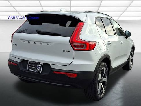 Certified 2023 Volvo XC40 B5 Plus w/ Driver Assist Package AWD/4WD image 7