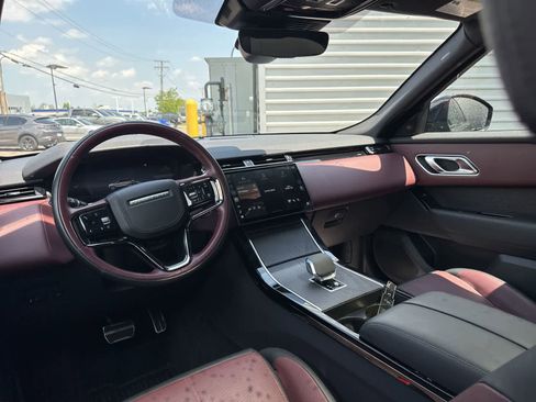 Used 2025 Land Rover Range Rover Velar Dynamic HSE AWD/4WD image 10