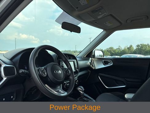 Used 2021 Kia Soul LX FWD image 5