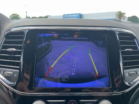 Used 2020 Jeep Grand Cherokee Laredo w/ Laredo X Package RWD image 23