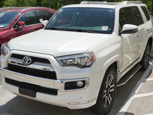Used 2019 Toyota 4Runner Limited image 1