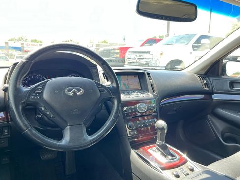 Used 2013 INFINITI G37 x Sedan w/ Premium Pkg AWD/4WD image 14