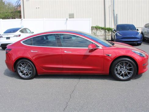 Used 2018 Tesla Model 3 Long Range image 8