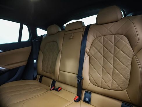 Used 2023 BMW X6 xDrive40i w/ Premium Package image 23