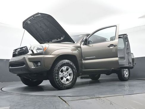 Used 2013 Toyota Tacoma 4x4 Access Cab V6 w/ TRD Off-Road Pkg image 35