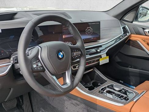 New 2026 BMW X5 sDrive40i w/ Climate Comfort Package image 3