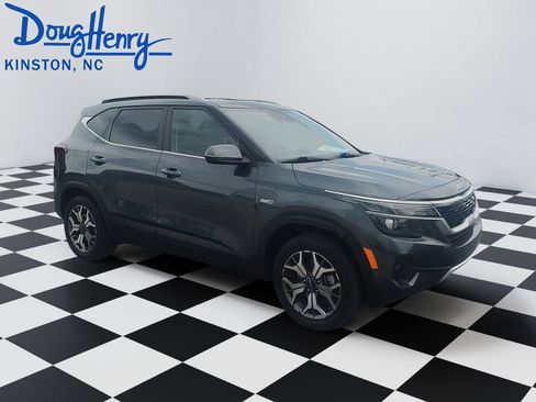Used 2022 Kia Seltos EX AWD/4WD image 7