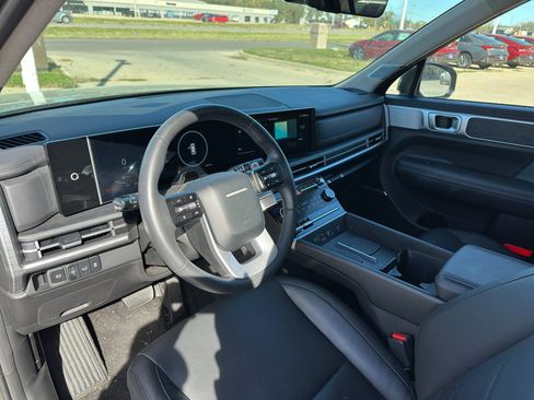 Used 2024 Hyundai Santa Fe Limited image 13