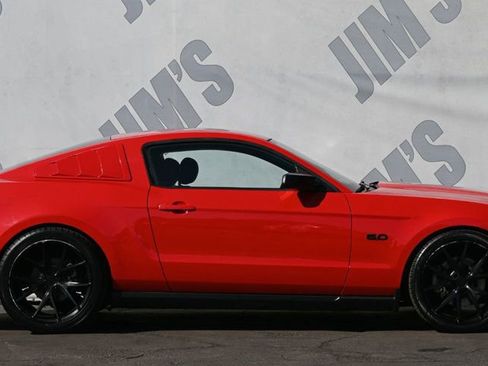 Used 2012 Ford Mustang GT image 4