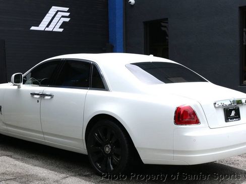 Used 2010 Rolls-Royce Ghost RWD image 6