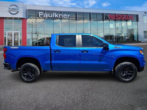 Used 2022 Chevrolet Silverado 1500 LT Trail Boss w/ Protection Package AWD/4WD image 7
