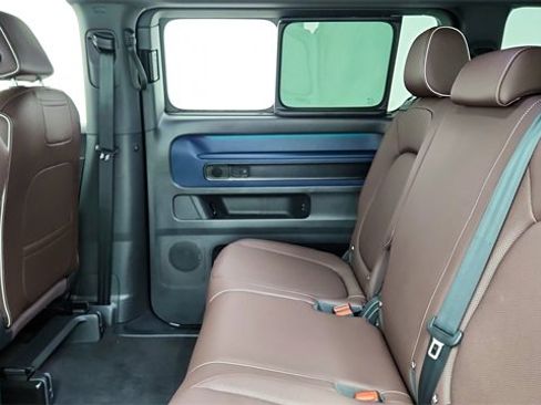 Used 2025 Volkswagen ID. Buzz Pro S image 30