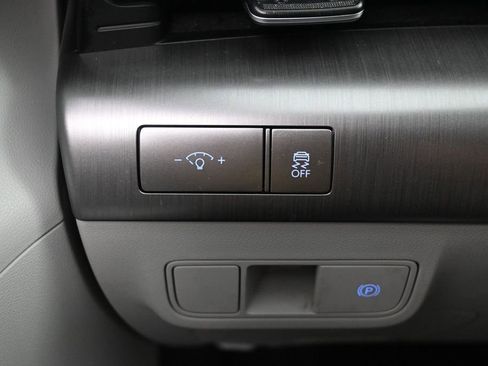 Used 2024 Hyundai Kona SEL FWD image 22